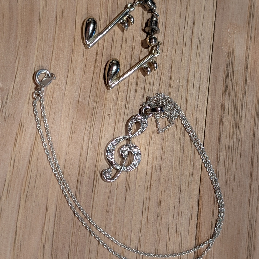 Source Unknown Silver Music Note Necklace - image 1